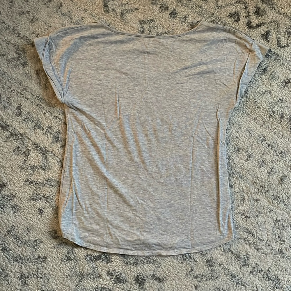 LL Bean gray tee - Picture 4 of 5